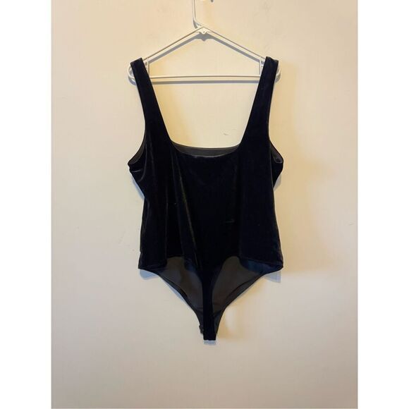 Good American Black Velvet Cheeky Bodysuit Square Neck Size 6=3X or 22-24 NWT - Picture 6 of 13